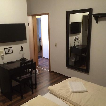 Hotel Engel ヴァルトブロン エクステリア 写真